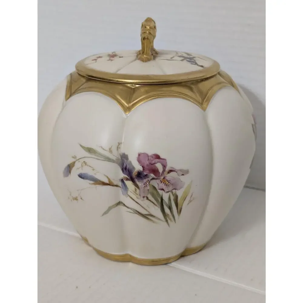 Royal Worcester this antique